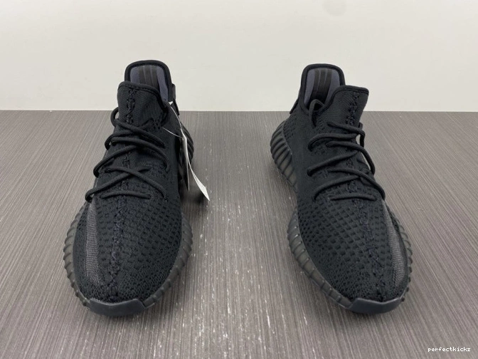 HQ4540 V2 Onyx 350 Adidas Boost Yeezy 0709
